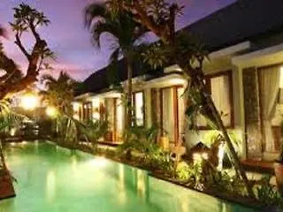 Uma Karan Hotel Kuta  3*, Kuta (Bali)